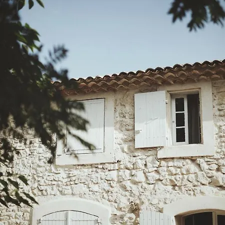 بيت ضيافة Domaine De Carraire